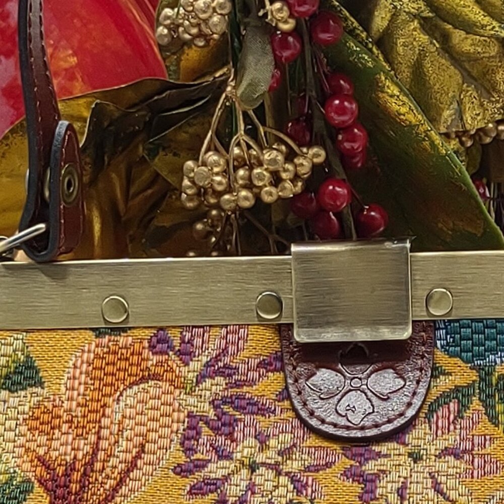 NEW Patricia Nash  Ferrara Frame Floral Woven Tapestry Satchel - Picture 11 of 12